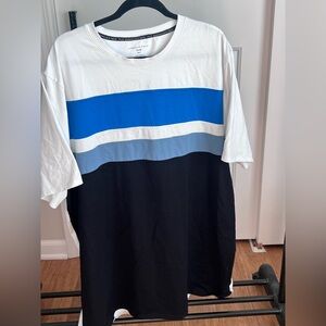 NWOT 2XLT Men’s Shaquille O’Neil Shirt